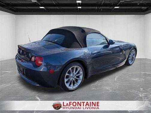 2003 BMW Z4 2.5i Roadster