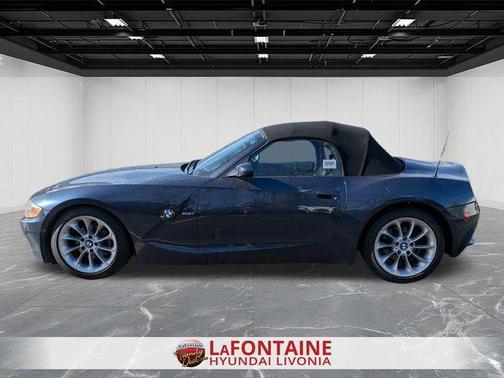 2003 BMW Z4 2.5i Roadster