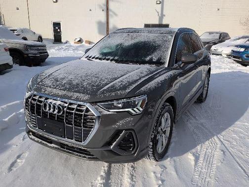 2025 Audi Q3 45 S line Premium