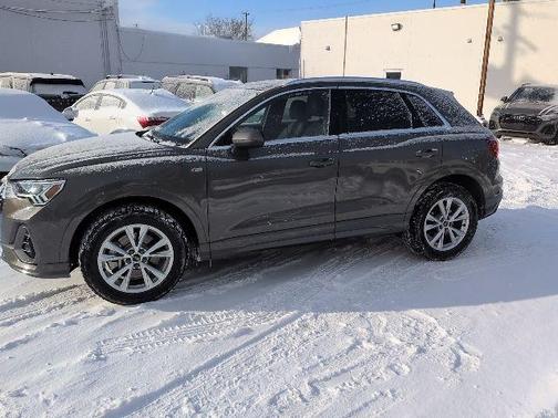 2025 Audi Q3 45 S line Premium