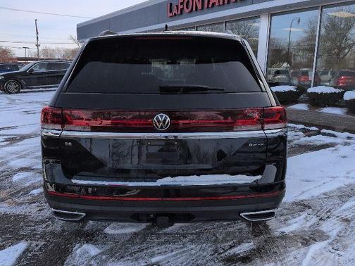 2024 Volkswagen Atlas 2.0T SE