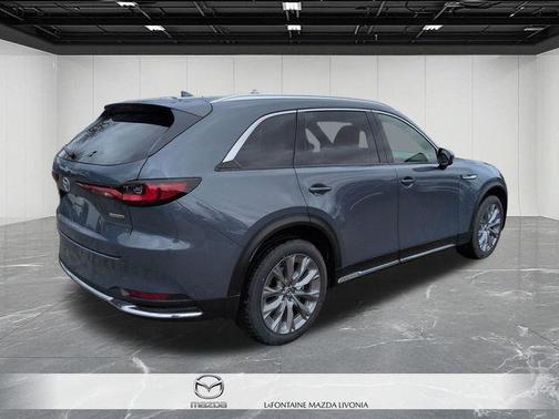 2026 Mazda CX-90 Premium Plus