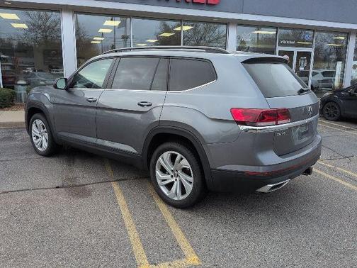 2023 Volkswagen Atlas 3.6L SE w/Technology