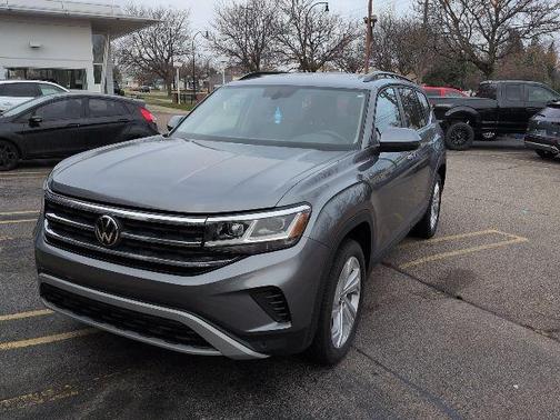 2023 Volkswagen Atlas 3.6L SE w/Technology