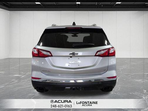Silver Ice Metallic 2020 Chevrolet Equinox 2LT