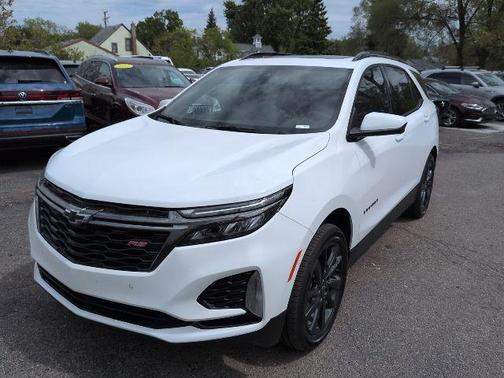 Summit White 2023 Chevrolet Equinox RS
