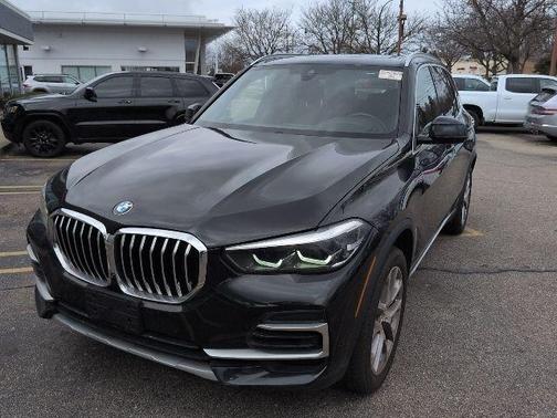 Black Sapphire Metallic 2022 BMW X5 xDrive40i