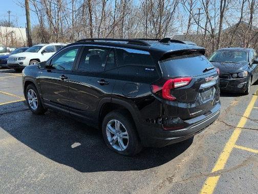 Ebony Twilight Metallic 2023 GMC Terrain SLE