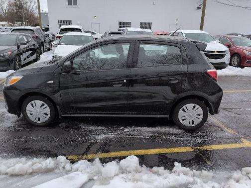 2024 Mitsubishi Mirage ES