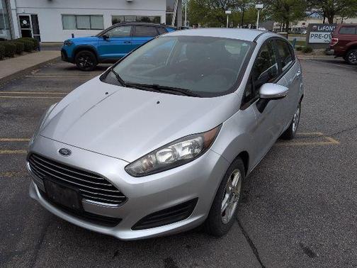 Ingot Silver 2018 Ford Fiesta SE