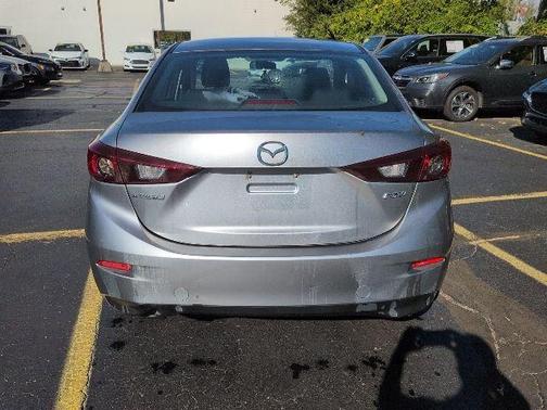 2015 Mazda Mazda3 i Sport