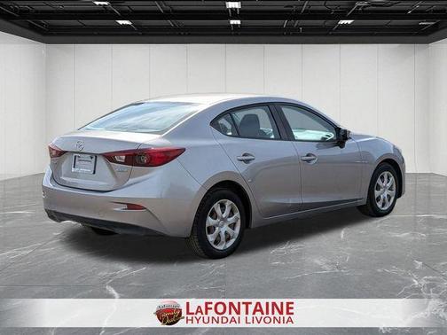 2015 Mazda Mazda3 i Sport