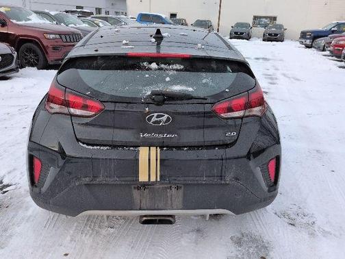 2020 Hyundai Veloster 2.0 Premium