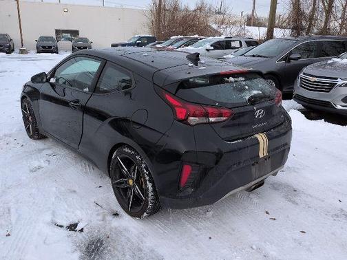 2020 Hyundai Veloster 2.0 Premium