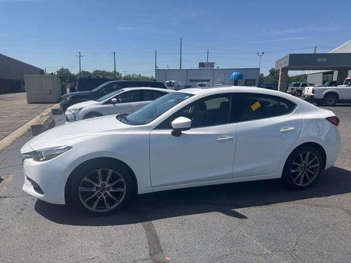 Snowflake White Pearl Metallic 2018 Mazda Mazda3 Touring