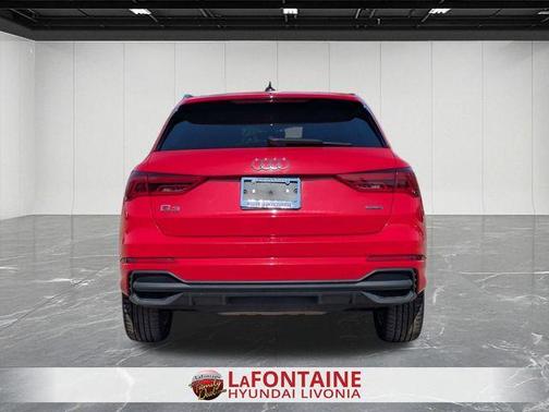 2024 Audi Q3 45 S line Premium