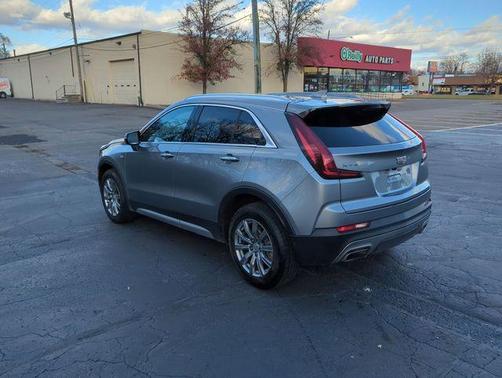 2023 Cadillac XT4 Premium Luxury