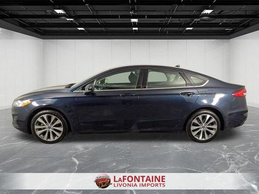 2020 Ford Fusion SE
