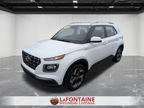 2022 Hyundai VENUE SEL