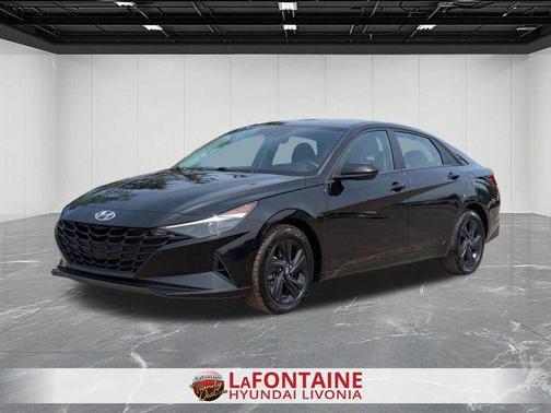 Phantom Black 2023 Hyundai ELANTRA SEL