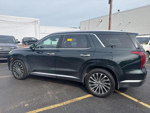 Emerald 2023 Hyundai PALISADE Calligraphy