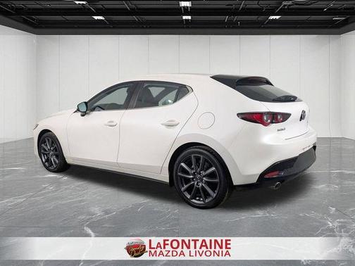 2023 Mazda Mazda3 FWD w/Preferred Package