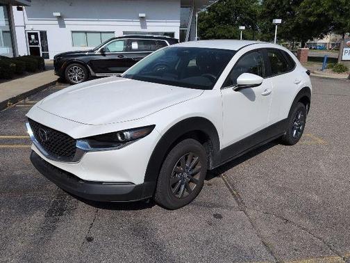 Snowflake White Pearl 2025 Mazda CX-30 2.5 S