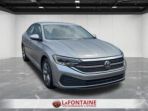 Pyrite Silver Metallic 2024 Volkswagen Jetta 1.5T SE