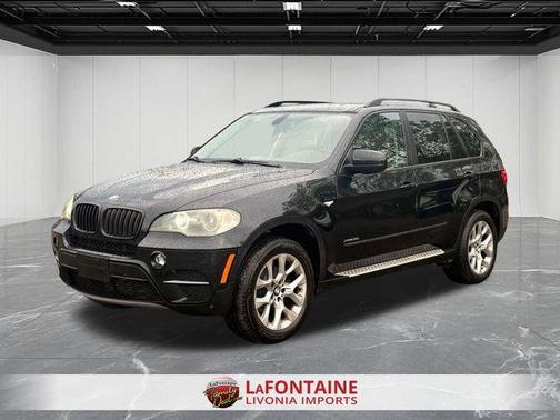 Black Sapphire Metallic 2011 BMW X5 xDrive35i