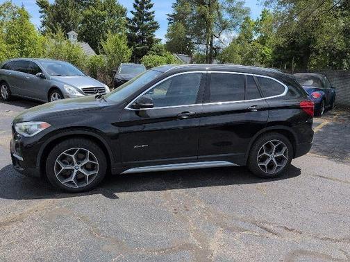 Jet Black 2017 BMW X1 xDrive 28i