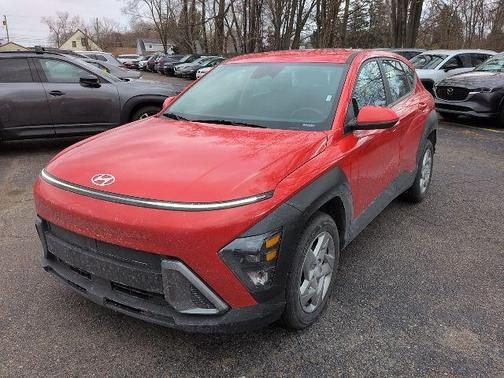 2024 Hyundai KONA SE
