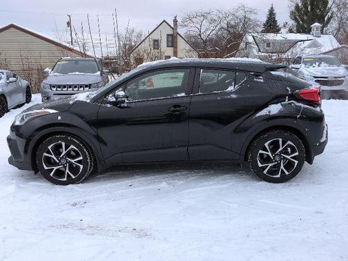 2019 Toyota C-HR XLE