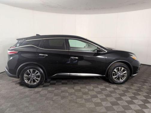 2017 Nissan Murano SV