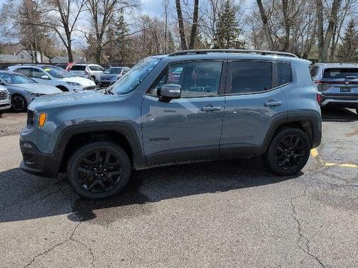 2017 Jeep Renegade Altitude