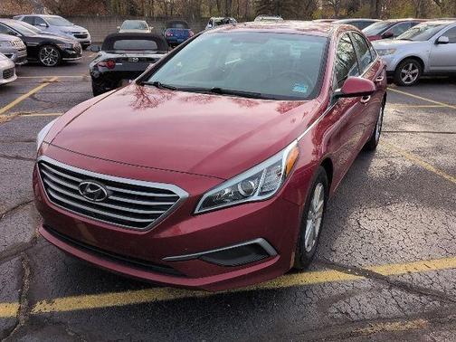 2016 Hyundai SONATA SE