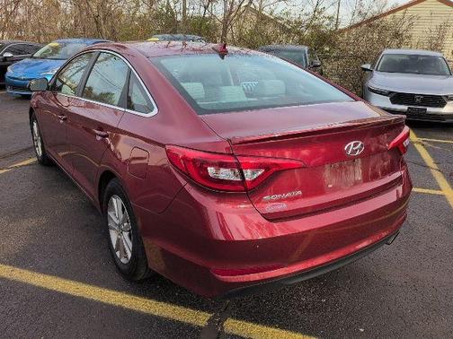 2016 Hyundai SONATA SE