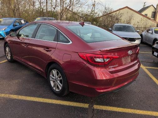 2016 Hyundai SONATA SE