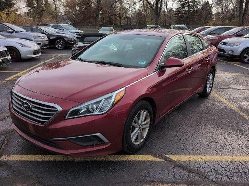 2016 Hyundai SONATA SE