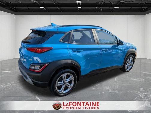 2023 Hyundai KONA SEL