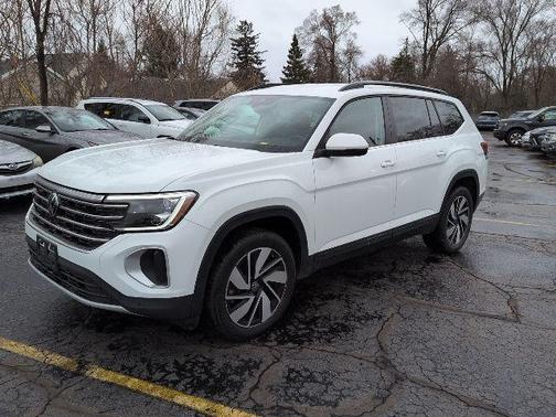 2025 Volkswagen Atlas 2.0T SE