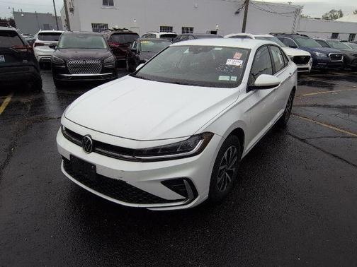 Pure White 2025 Volkswagen Jetta 1.5T S