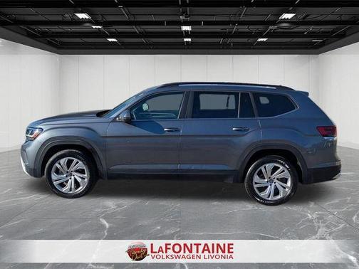 Platinum Gray Metallic 2023 Volkswagen Atlas 3.6L SE w/Technology
