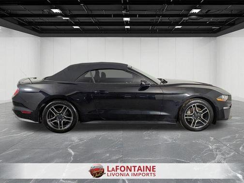 2020 Ford Mustang EcoBoost