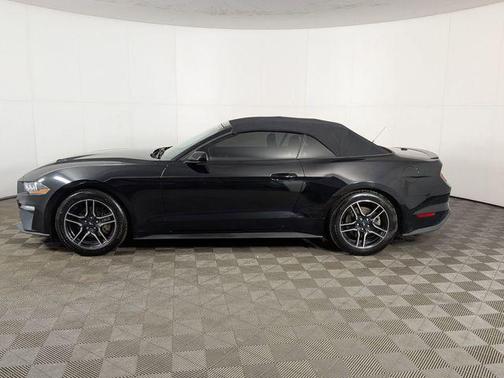 2020 Ford Mustang EcoBoost