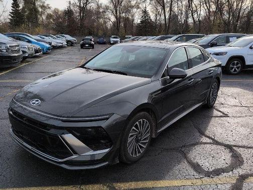 2024 Hyundai SONATA Hybrid Limited