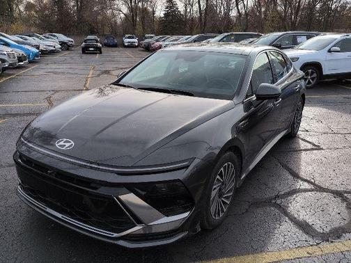 2024 Hyundai SONATA Hybrid Limited