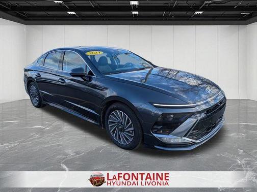 2024 Hyundai SONATA Hybrid Limited
