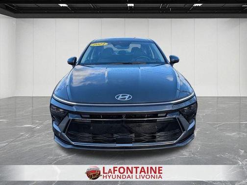 2024 Hyundai SONATA Hybrid Limited