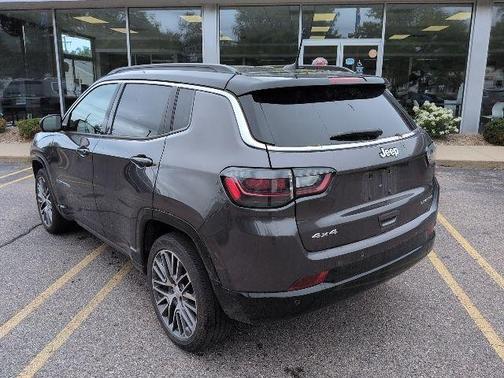 Black Clearcoat 2024 Jeep Compass Limited