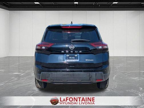 2024 Nissan Rogue SV
